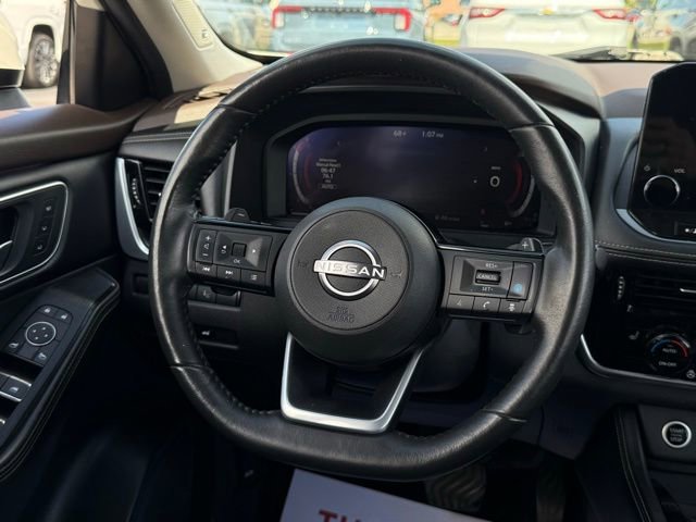 Used 2023 Nissan Rogue Platinum w/ Platinum Premium Package image 8