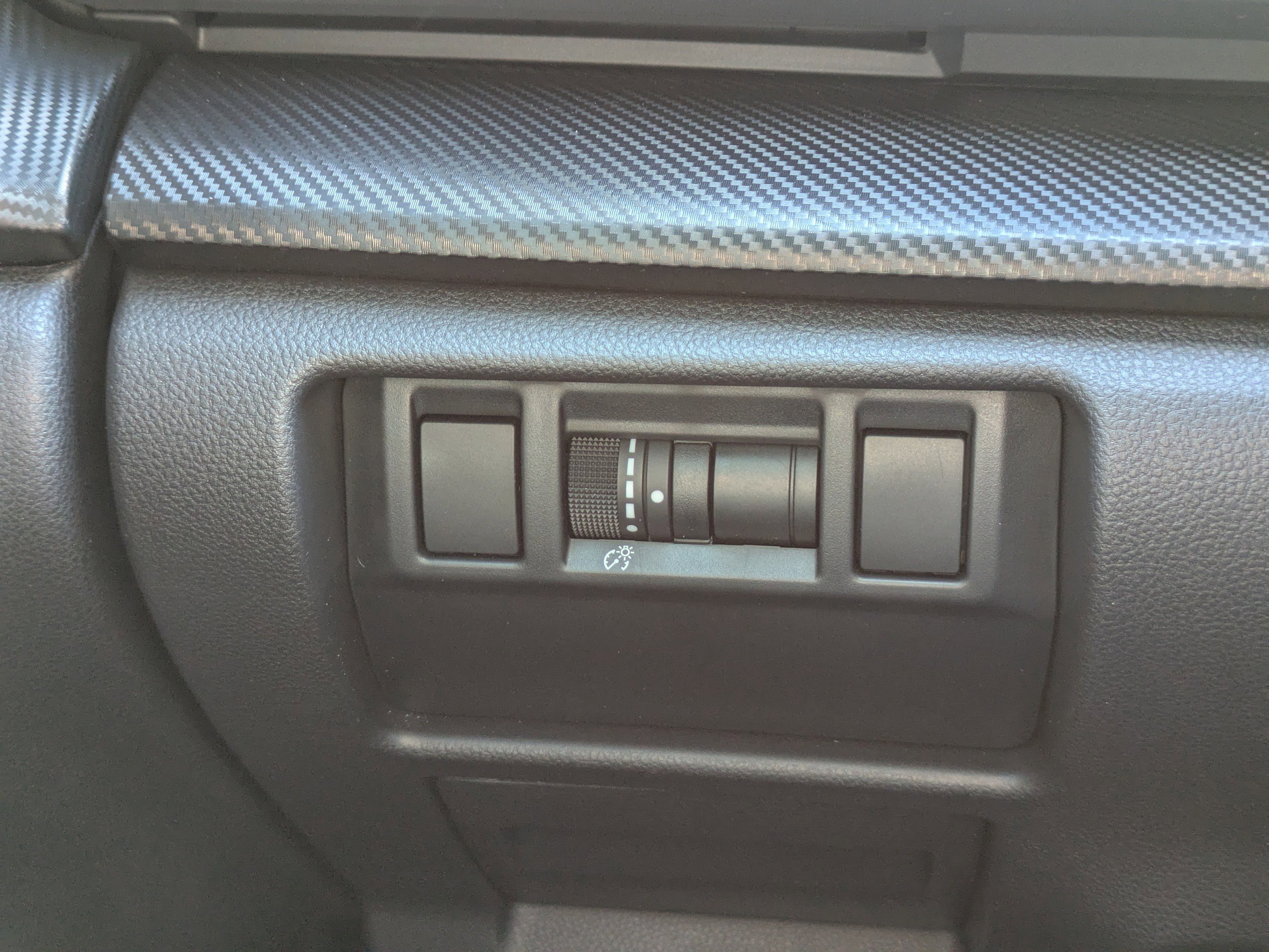 Used 2024 Subaru Crosstrek 2.0i Premium image 26