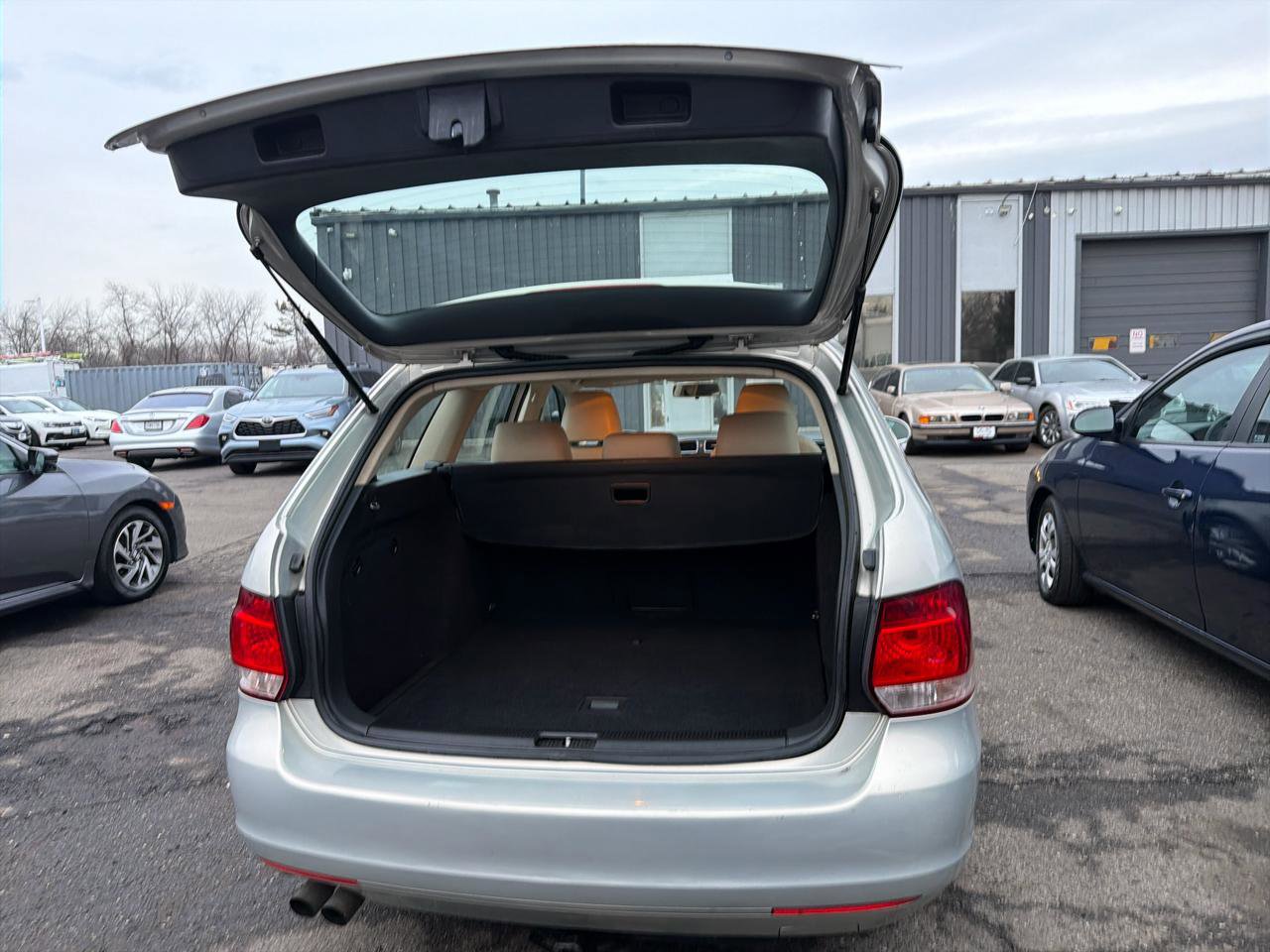 Used 2011 Volkswagen Jetta SE image 10