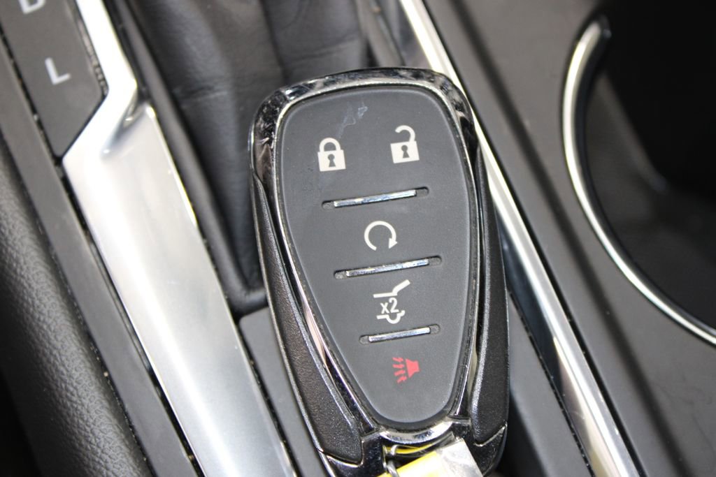 Used 2024 Chevrolet Equinox LT w/ LPO, Floor Liner Package FWD image 51