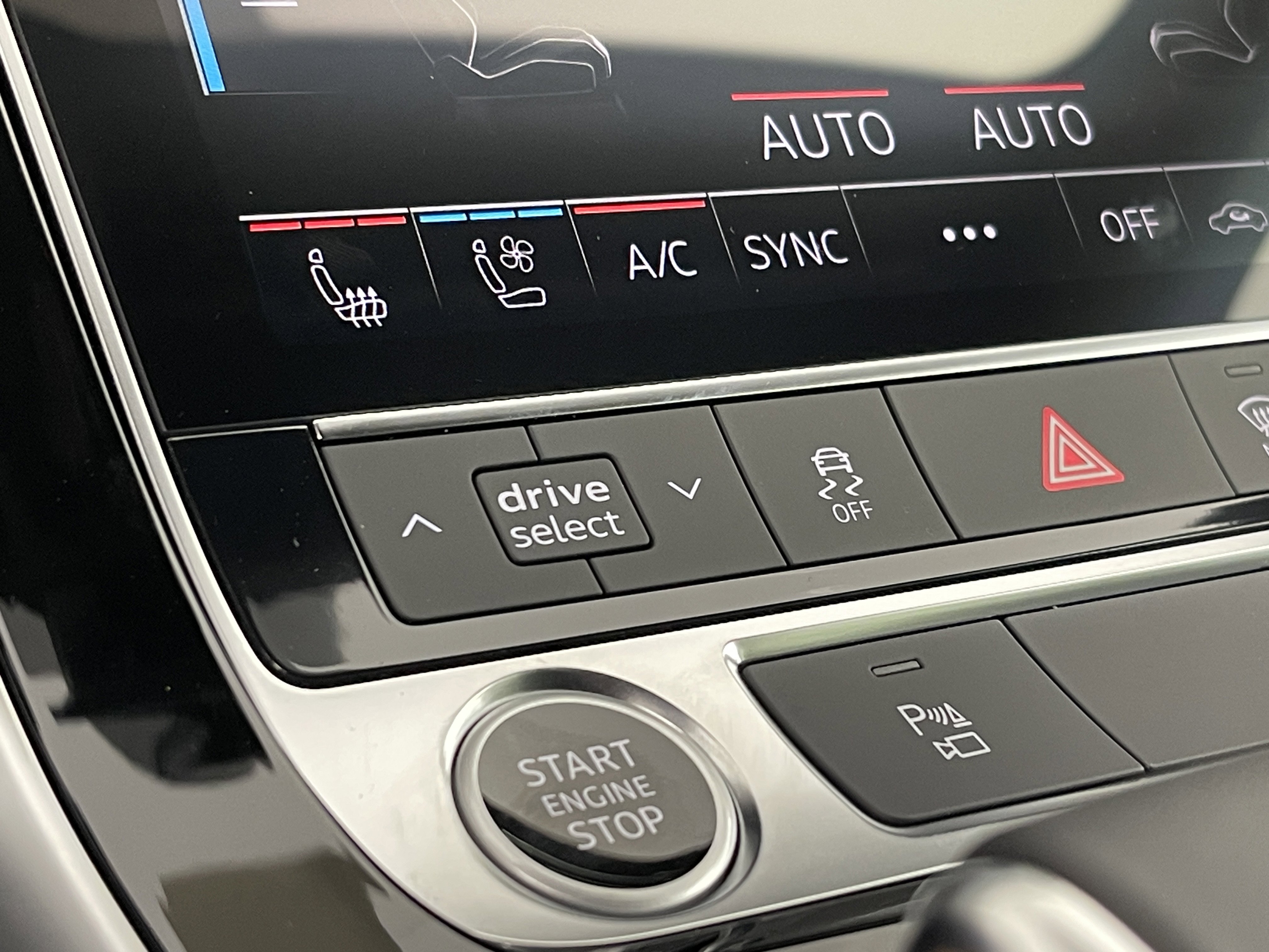New 2025 Audi Q8 Premium Plus image 35