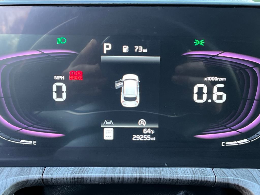 Used 2023 Kia Telluride EX w/ EX Captain's Chair Package image 15