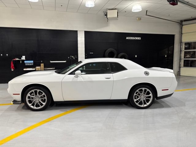 Used 2022 Dodge Challenger GT AWD/4WD image 5
