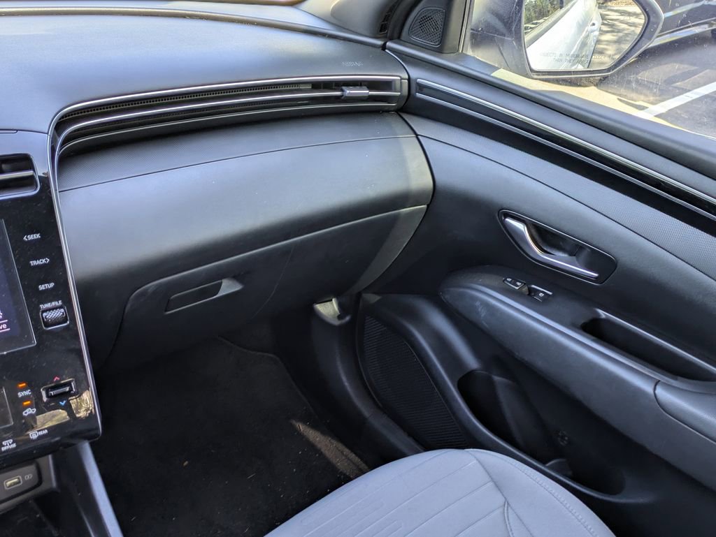 Used 2022 Hyundai Santa Cruz SEL Premium image 15