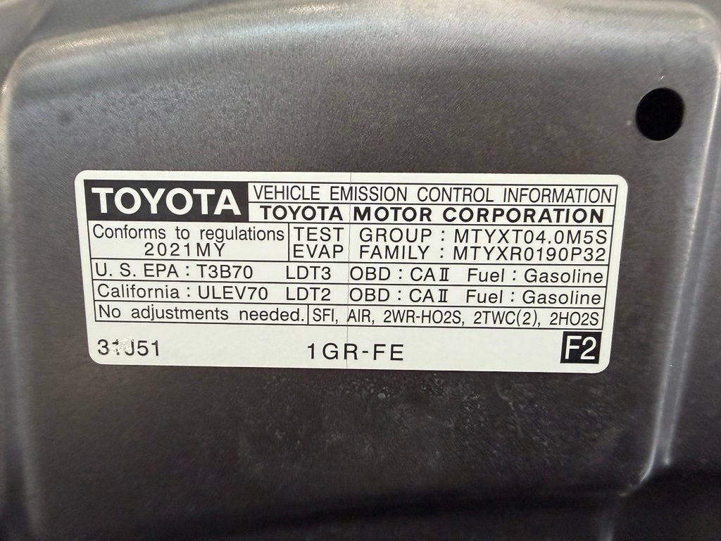 Certified 2021 Toyota 4Runner TRD Off-Road Premium w/ Moonroof Package AWD/4WD image 37