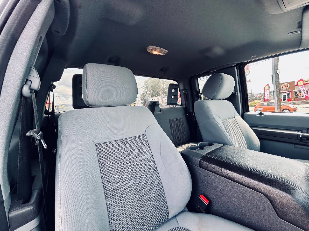 Used 2014 Ford F250 XLT w/ XLT Interior Package image 32