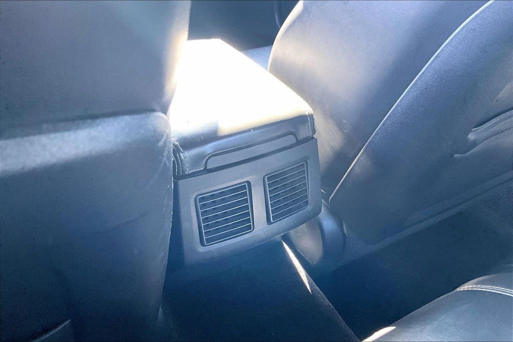 Used 2013 Dodge Challenger R/T image 30