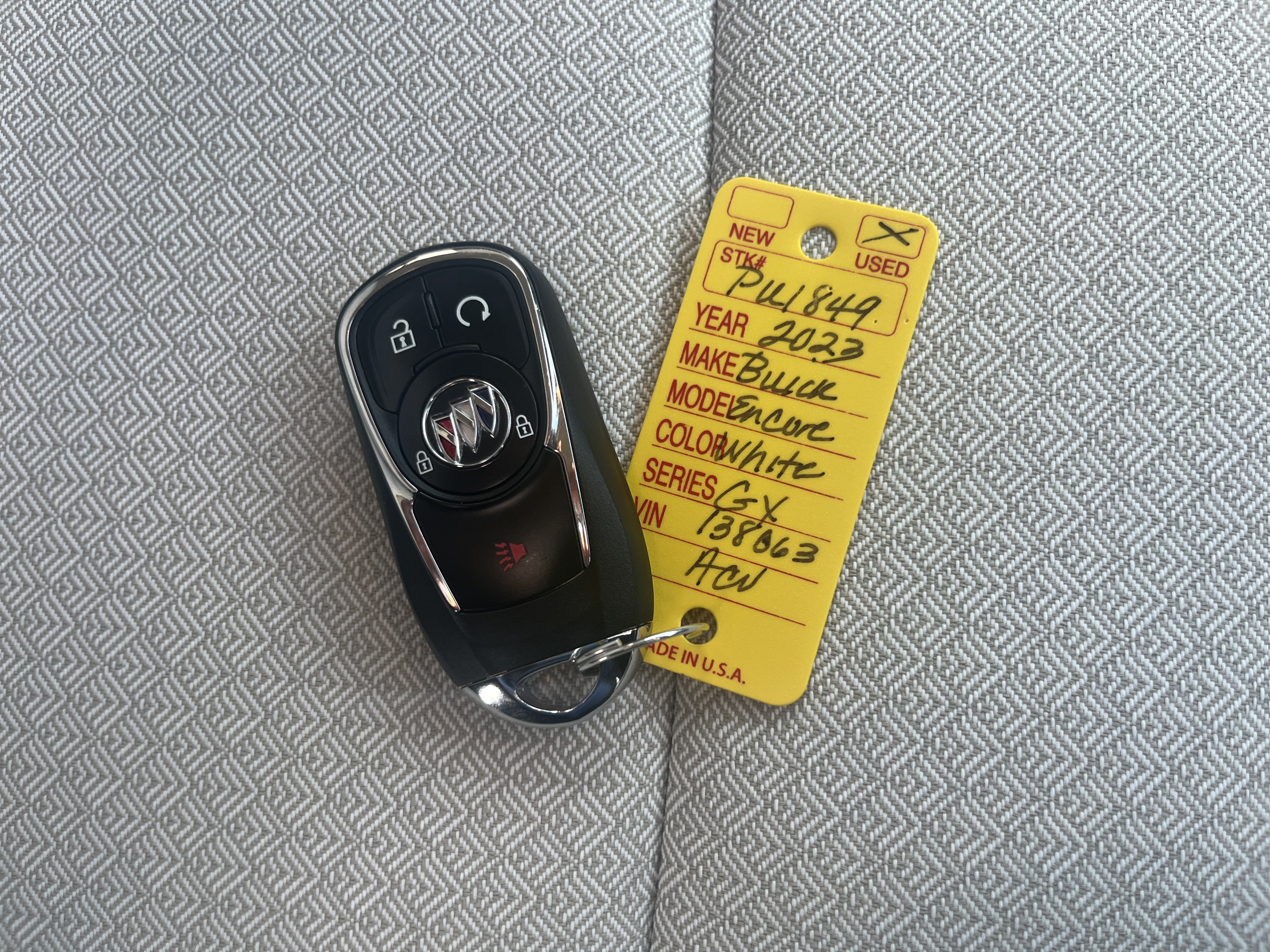 Used 2023 Buick Encore GX Select w/ Safety Package II AWD/4WD image 9