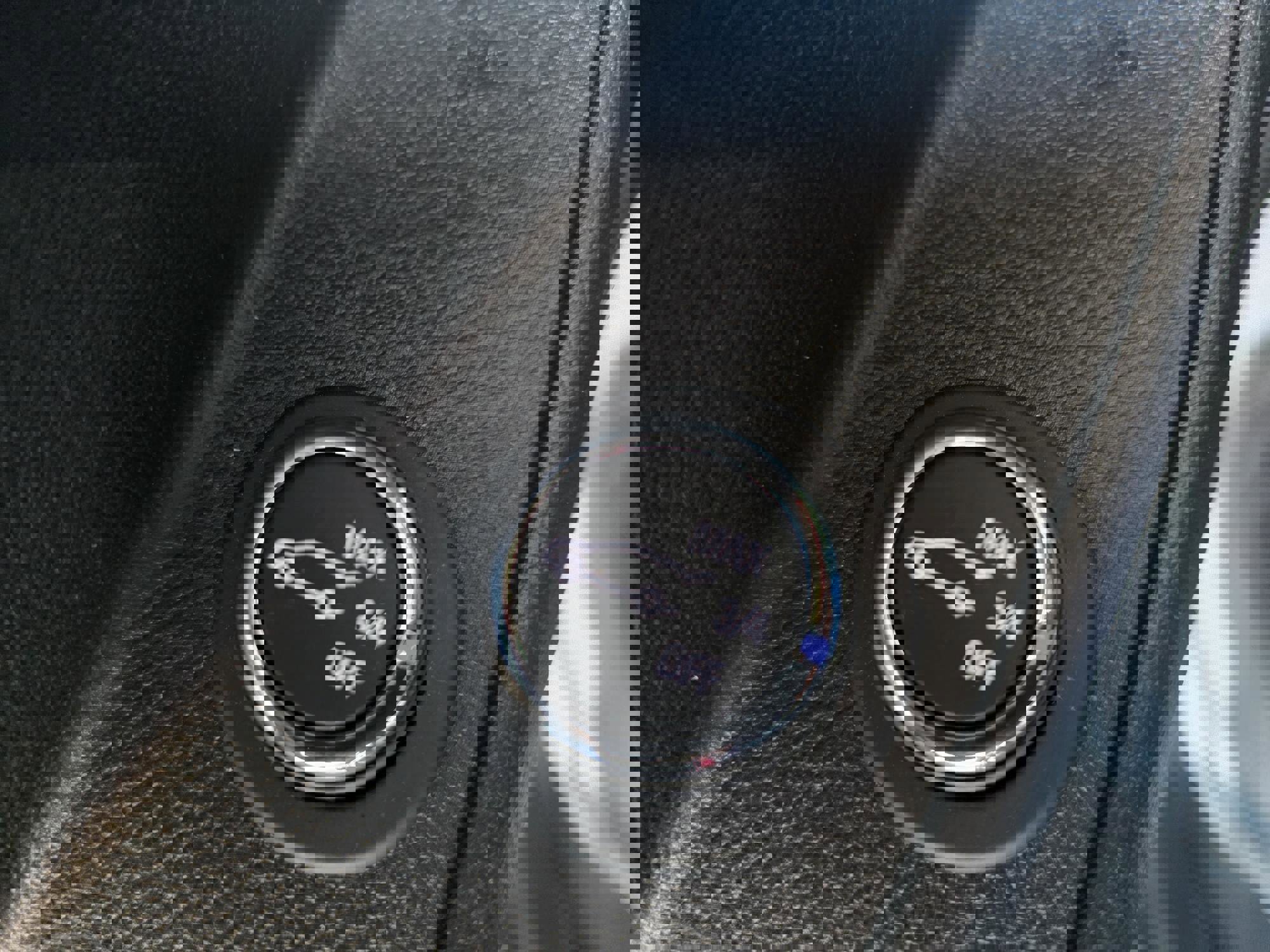 Used 2023 Chevrolet Traverse LT image 14