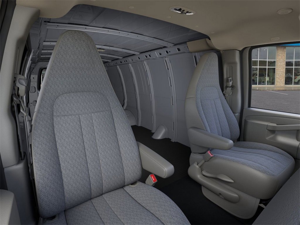 New 2025 GMC Savana 2500 Extended w/ Enhanced Convenience Package image 16
