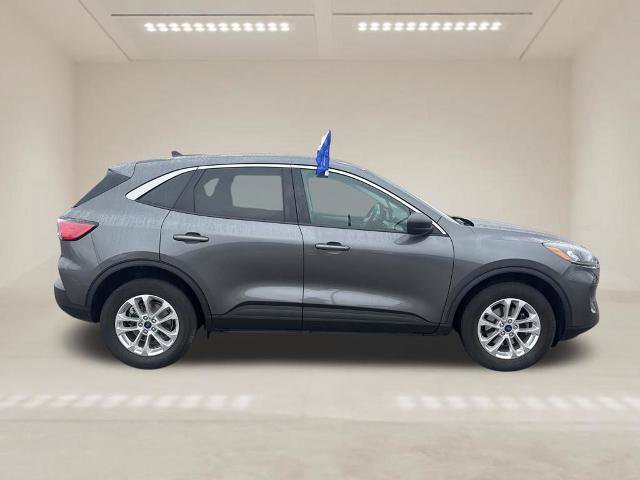 Certified 2022 Ford Escape SE w/ Cold Weather Package AWD/4WD image 8