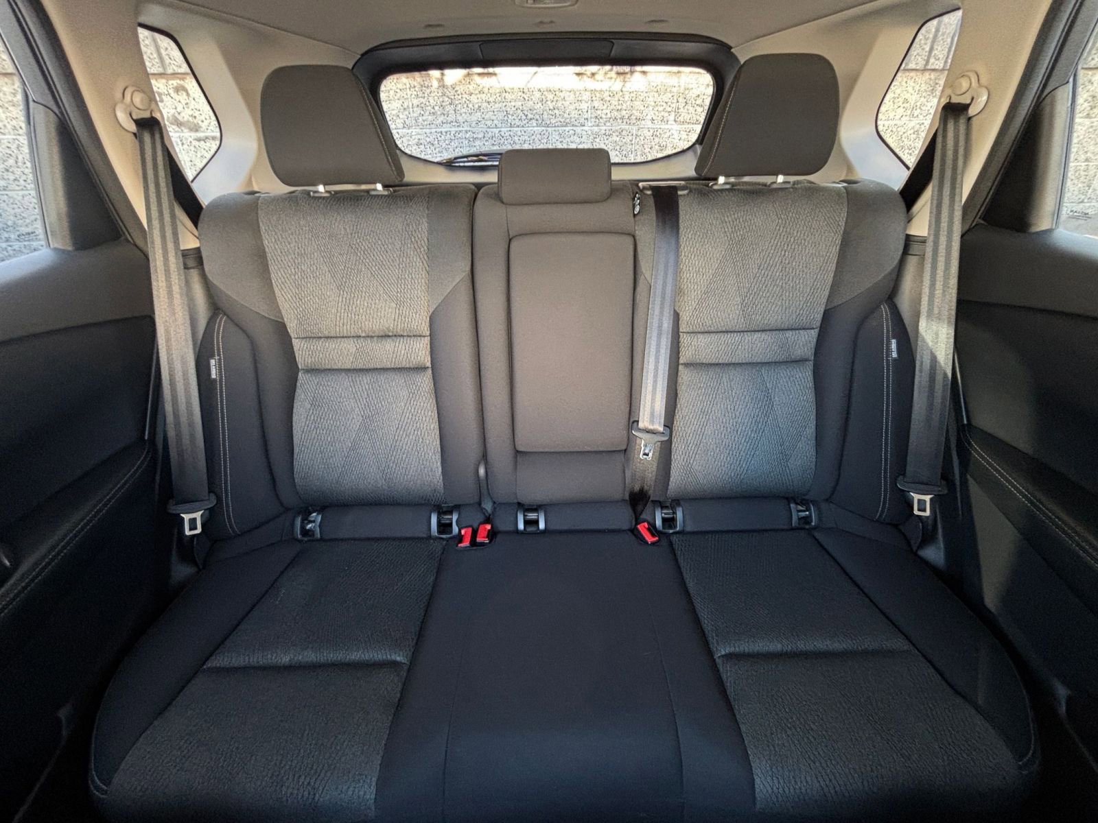 Used 2024 Nissan Rogue SV image 38