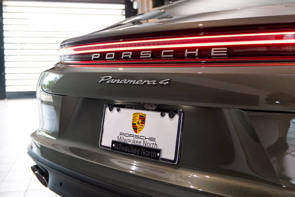 New 2026 Porsche Panamera 4 E-Hybrid AWD/4WD image 14