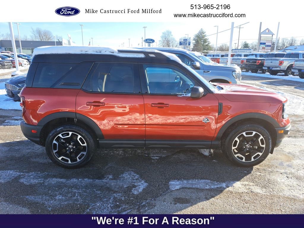 Used 2023 Ford Bronco Sport Outer Banks w/ Tech Package image 6