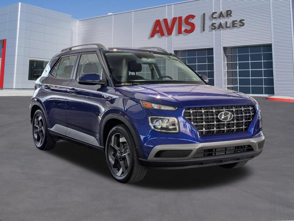Used 2025 Hyundai Venue SEL FWD image 9