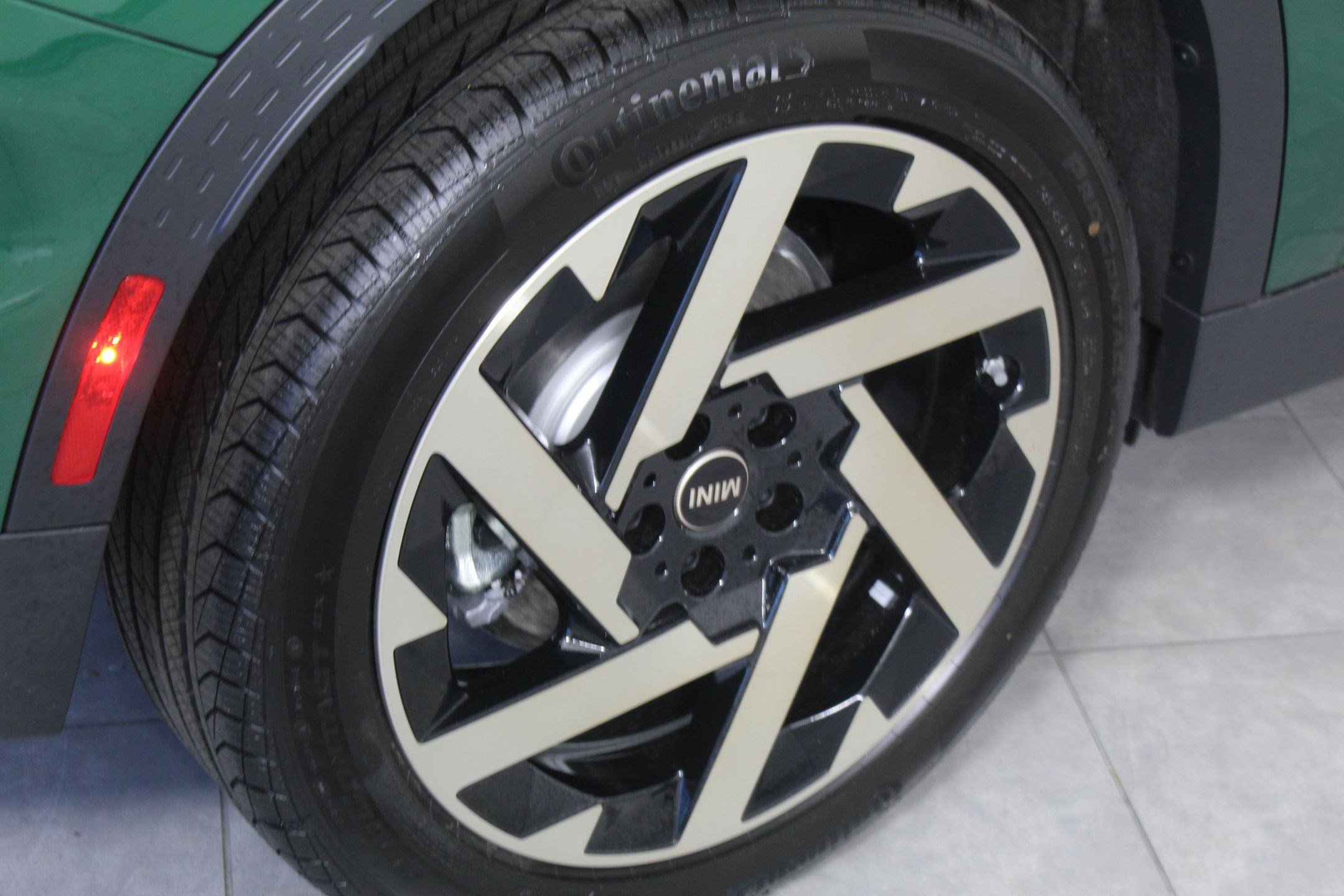 Certified 2025 MINI Cooper Countryman S AWD/4WD image 10