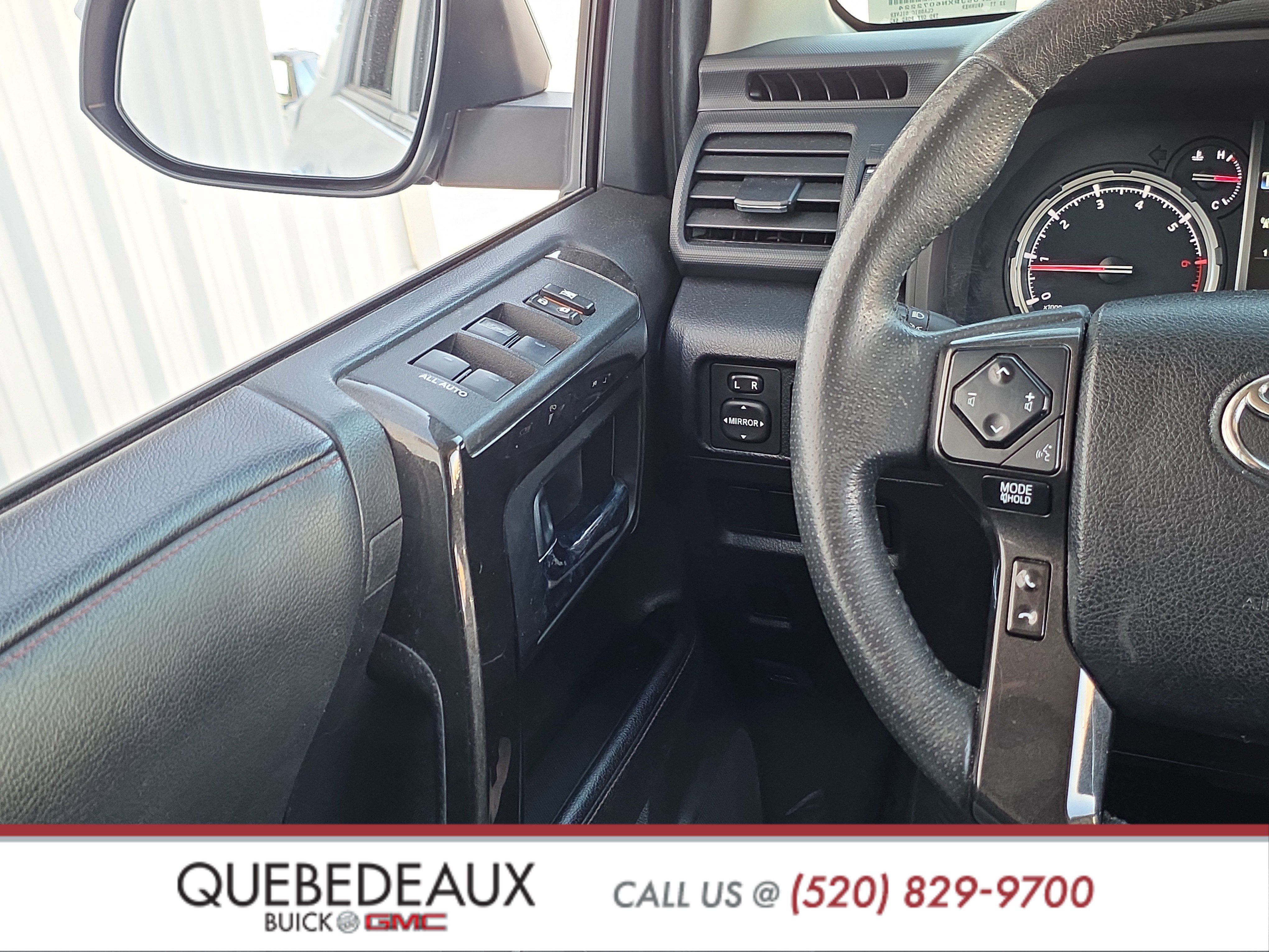 Used 2022 Toyota 4Runner TRD Off-Road AWD/4WD image 27