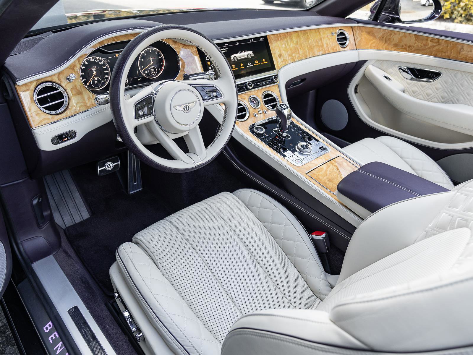 Used 2022 Bentley Continental GT Mulliner AWD/4WD image 6
