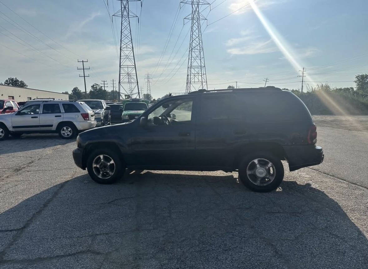 Used 2007 Chevrolet TrailBlazer LS AWD/4WD image 7