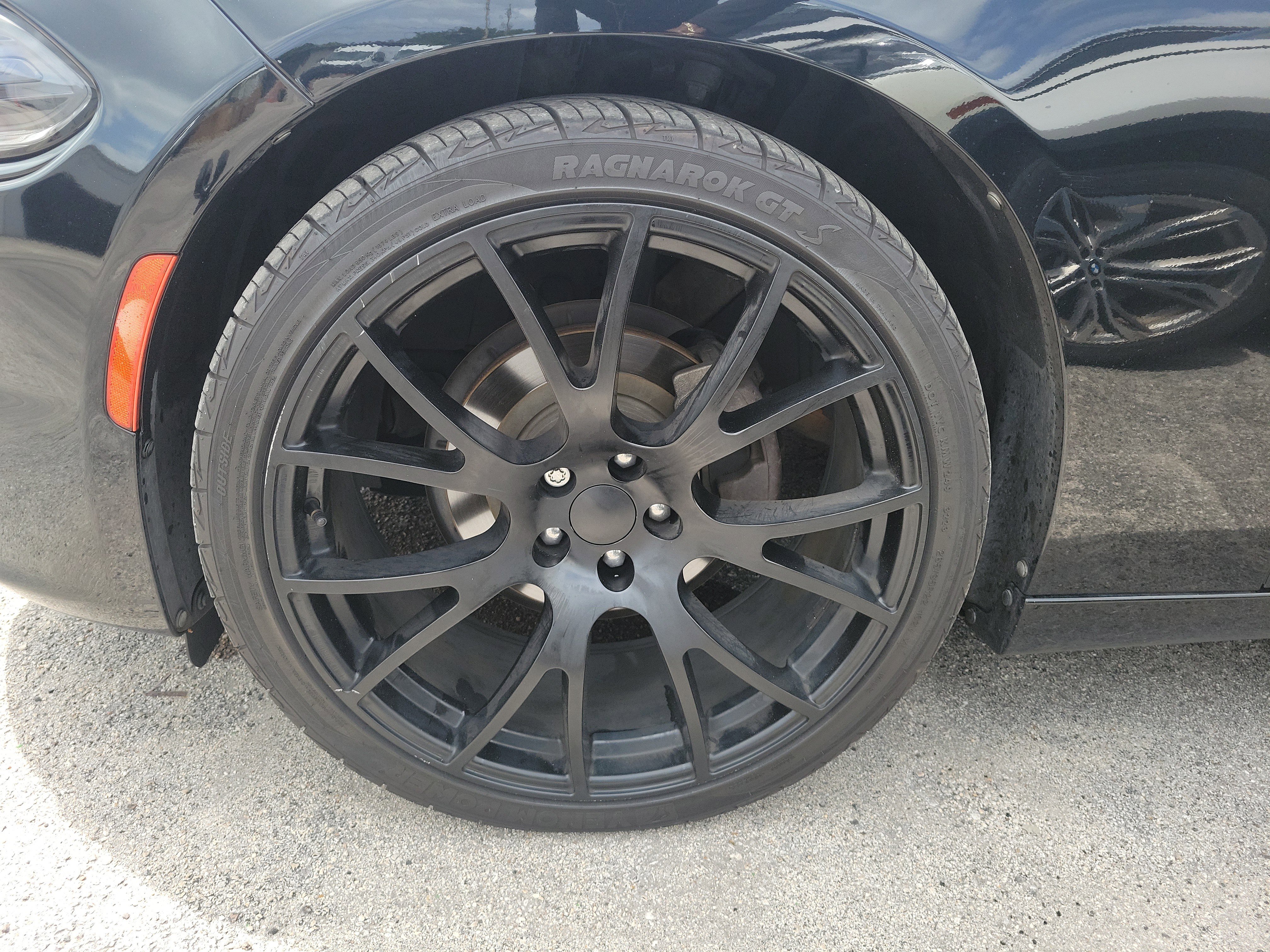 Used 2020 Dodge Charger SXT w/ Blacktop Package RWD image 8