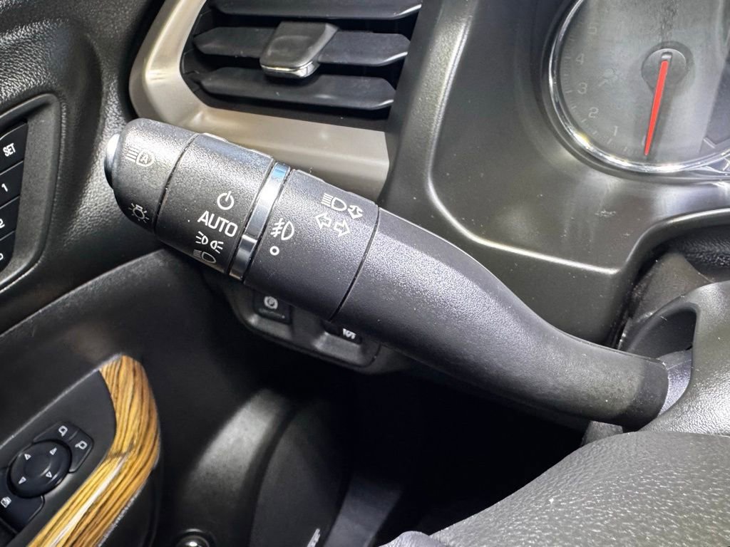 Used 2017 GMC Acadia Denali w/ Technology Package FWD image 26