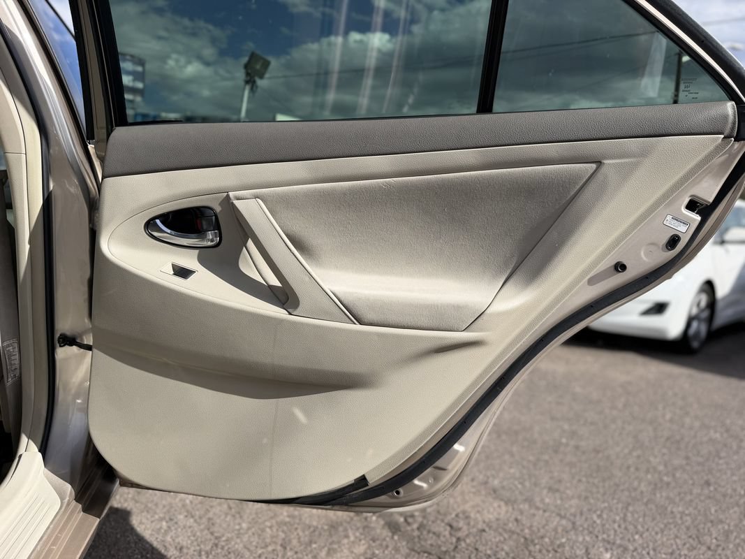 Used 2007 Toyota Camry CE FWD image 10