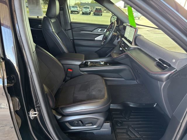 Used 2025 Ford Explorer ST w/ Sun And Sound Package image 11