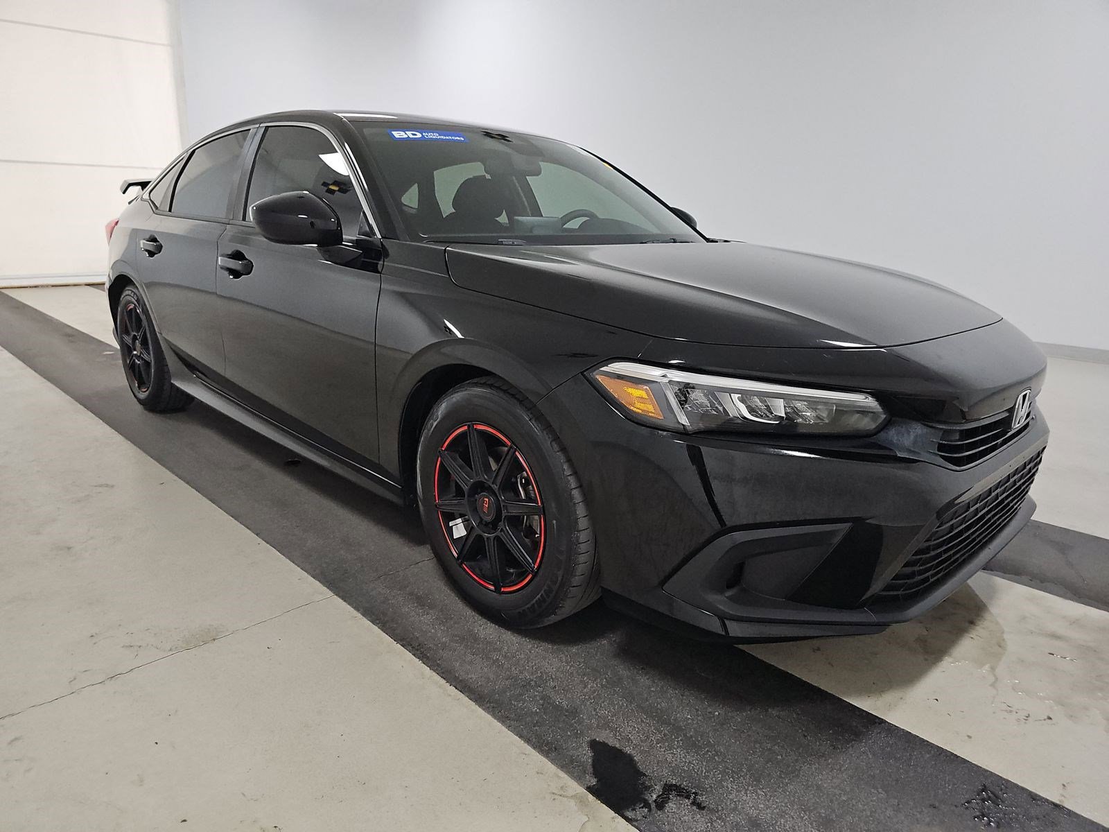 Used 2023 Honda Civic LX image 4