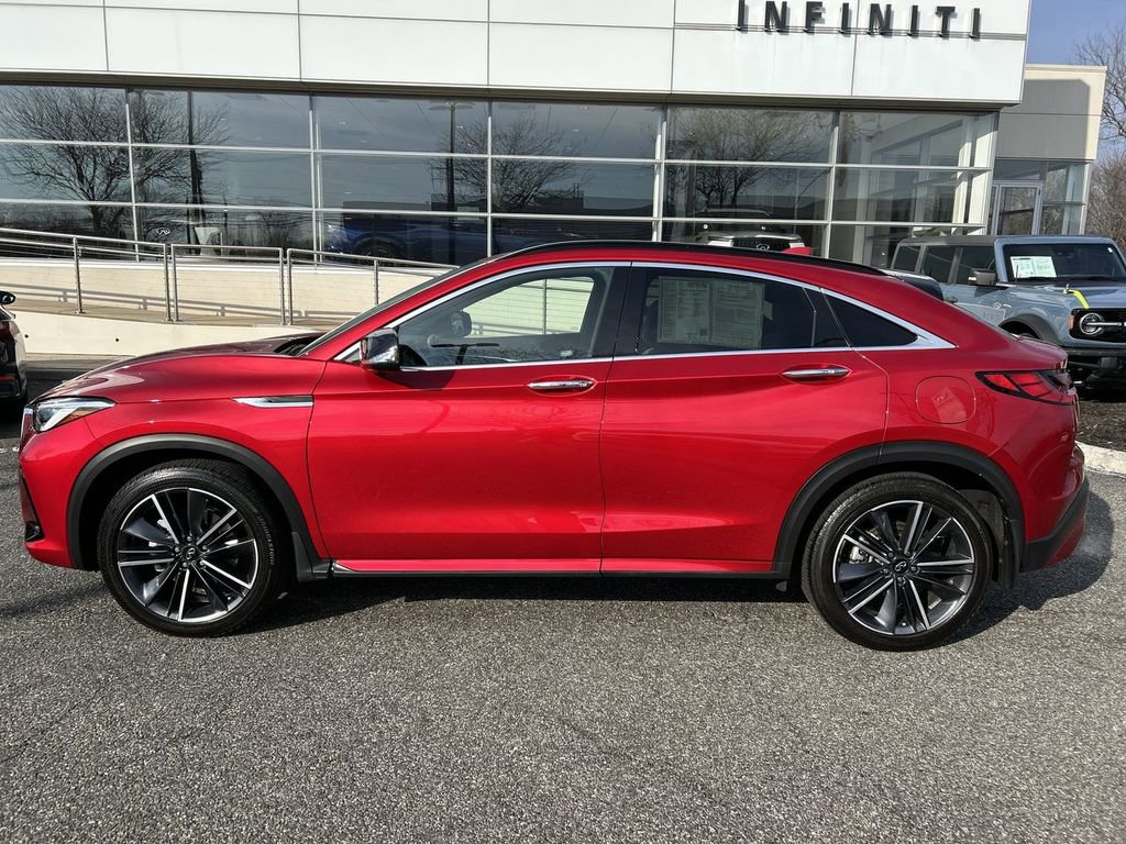 Certified 2023 INFINITI QX55 Essential image 5