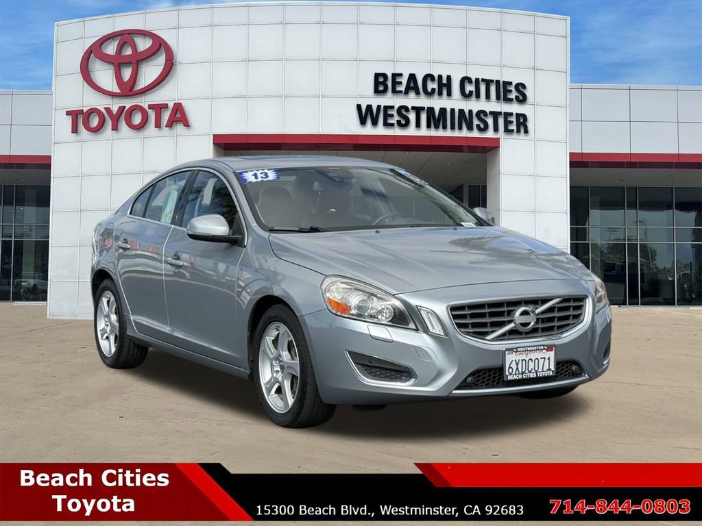 Used 2013 Volvo S60 T5 image 2