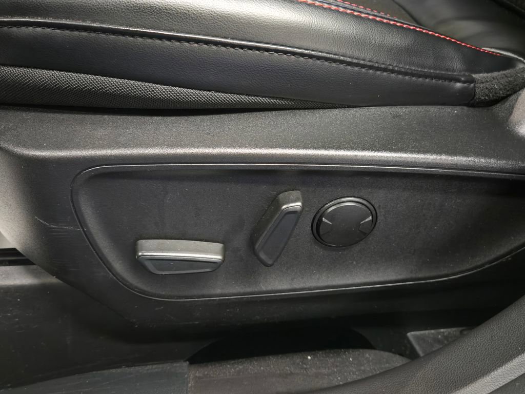 Used 2023 Ford Escape ST-Line image 13