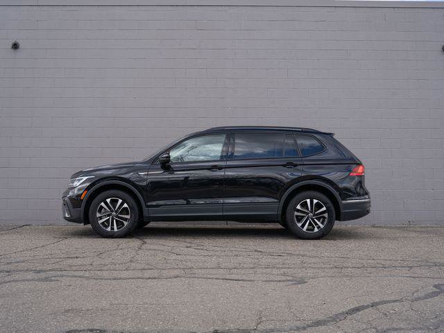 Used 2023 Volkswagen Tiguan S FWD image 2