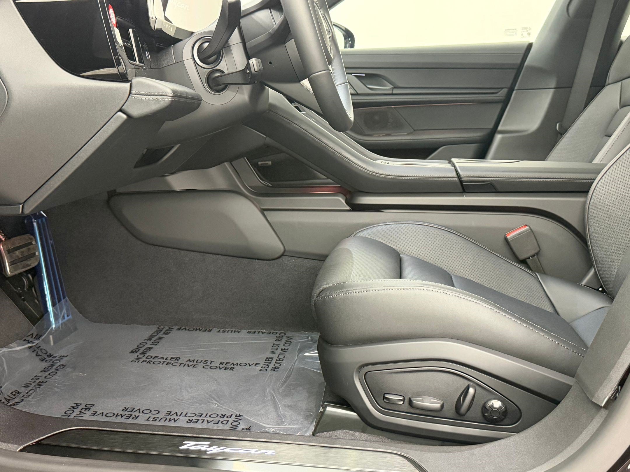 New 2026 Porsche Taycan RWD image 5