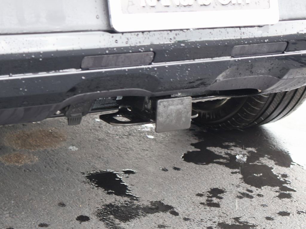 Certified 2025 Mercedes-Benz GLC 300 4MATIC image 8