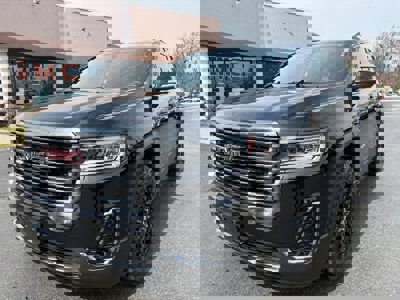 Used 2023 GMC Acadia AT4 w/ Preferred Package