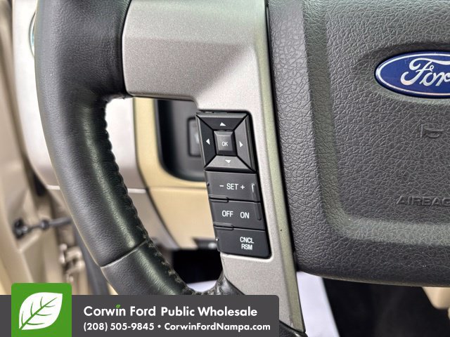 Used 2017 Ford Expedition Limited w/ Equipment Group 301A AWD/4WD image 18