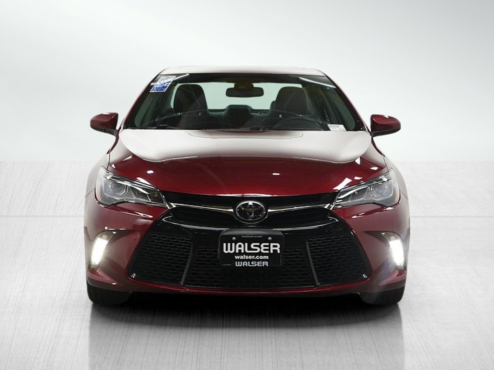 Used 2015 Toyota Camry XSE w/ Advanced Technology Package FWD image 8