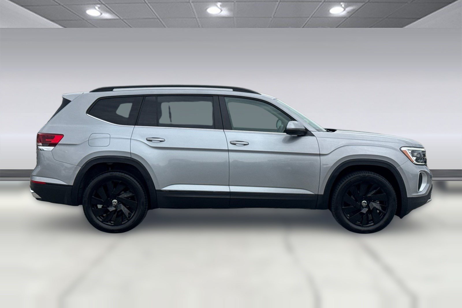 Used 2026 Volkswagen Atlas SE AWD/4WD image 8