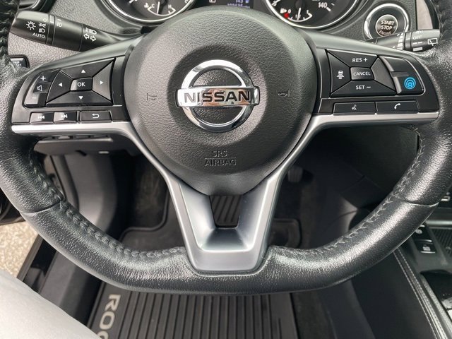 Used 2019 Nissan Rogue SL w/ Premium Package image 16