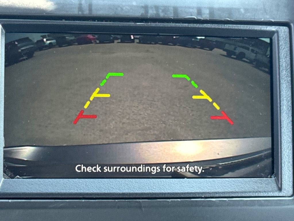 Used 2019 Nissan Versa Note SV FWD image 39