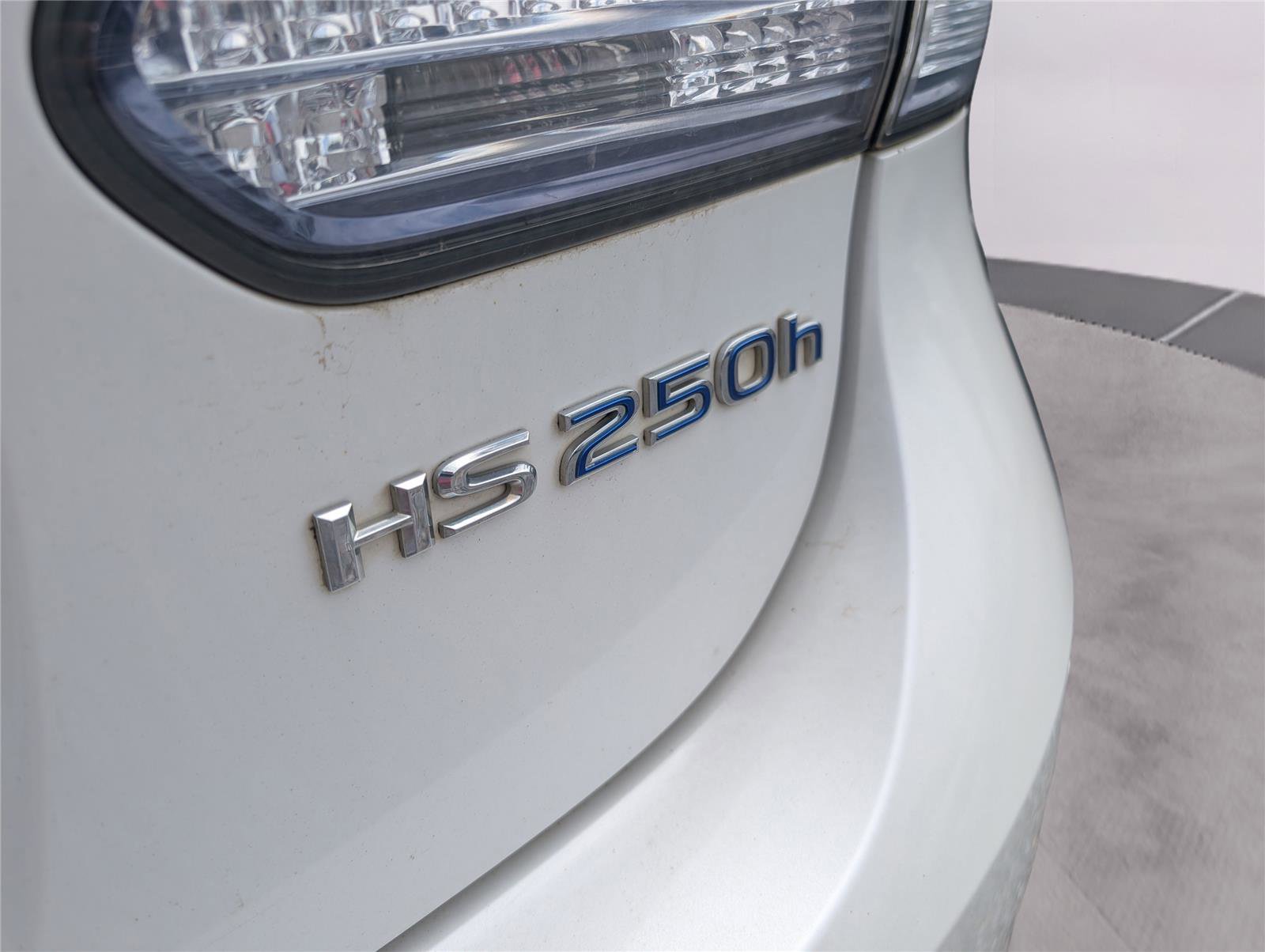Used 2010 Lexus HS 250h FWD image 29