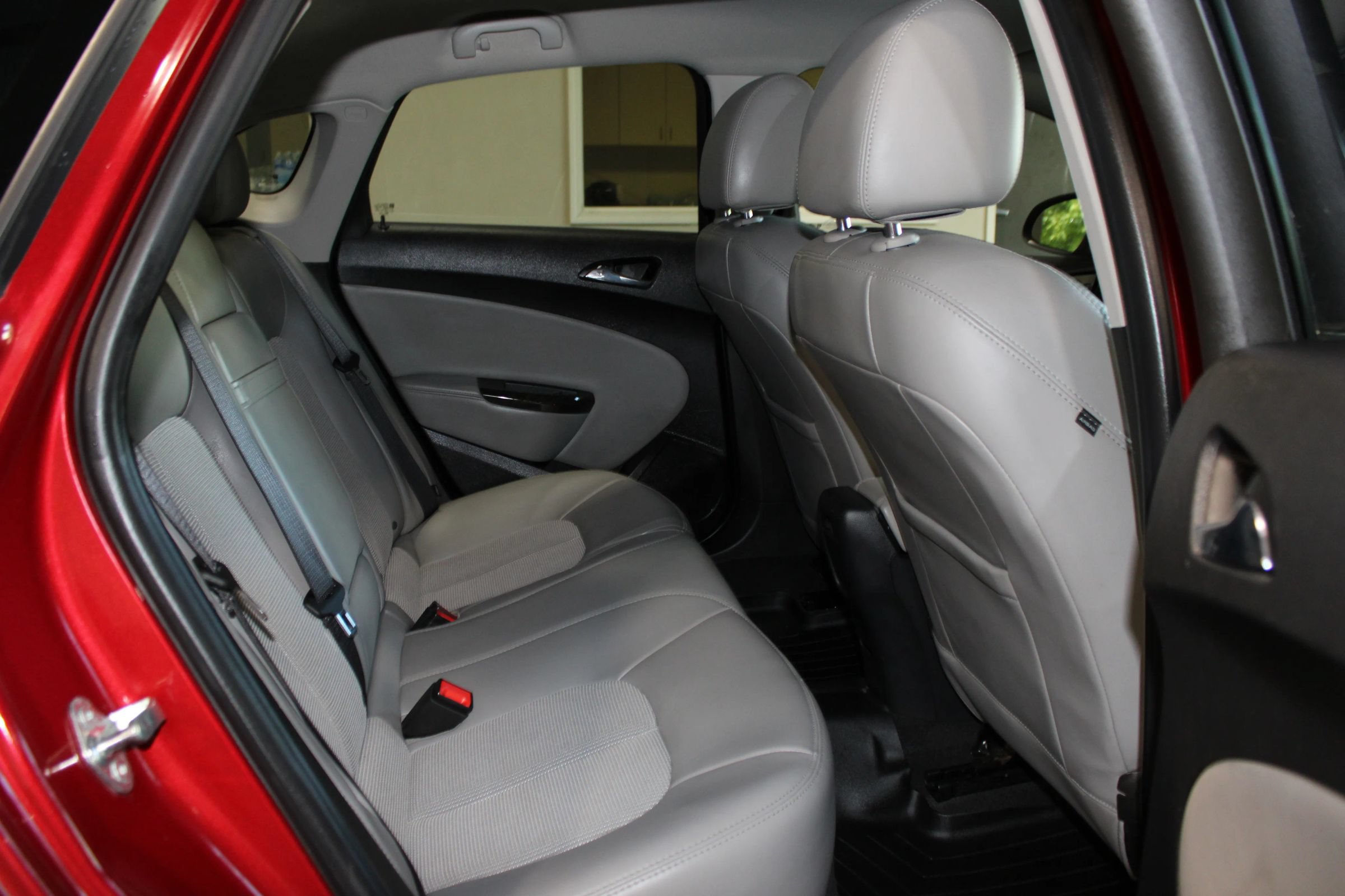 Used 2015 Buick Verano w/ Comfort Package FWD image 28