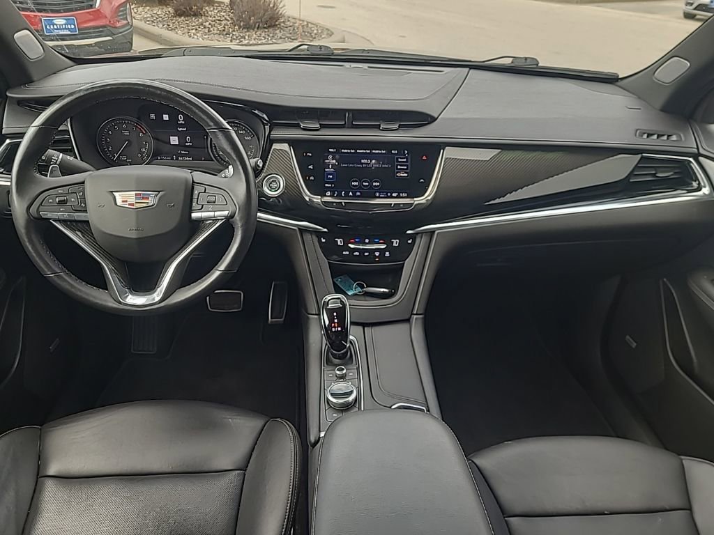 Used 2022 Cadillac XT6 Sport w/ Technology Package AWD/4WD image 14