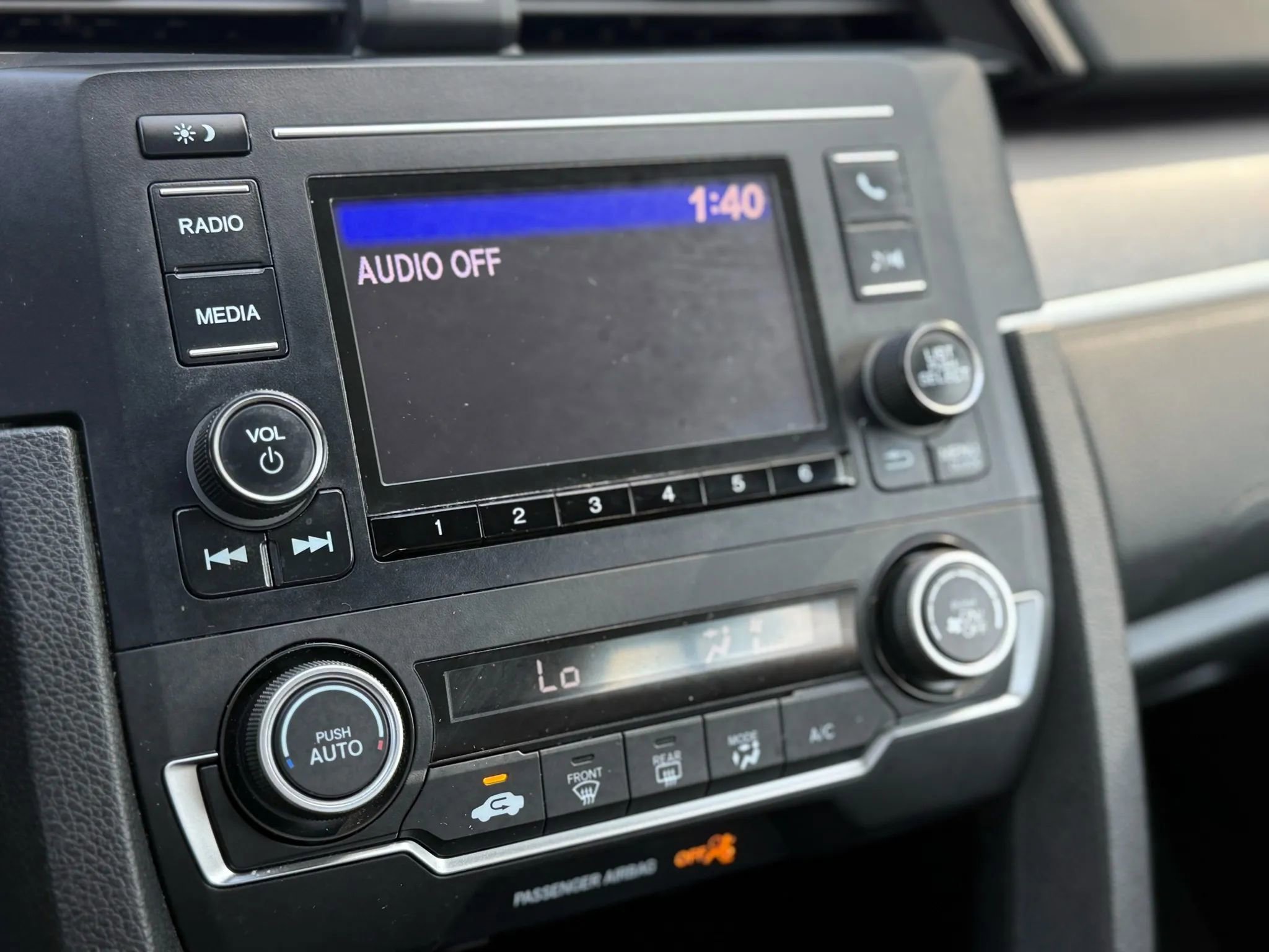 Used 2018 Honda Civic LX image 31