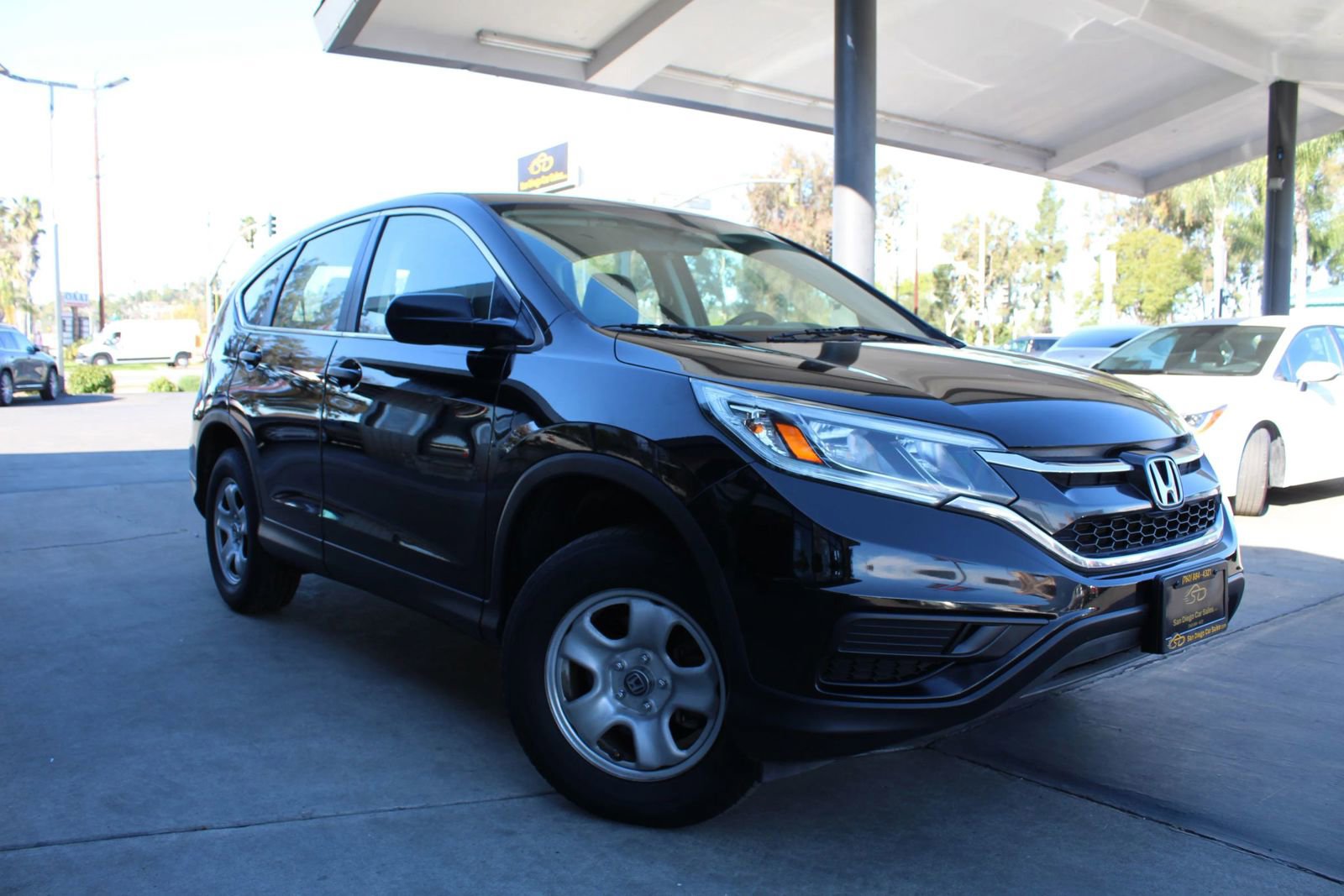 Used 2016 Honda CR-V LX image 7