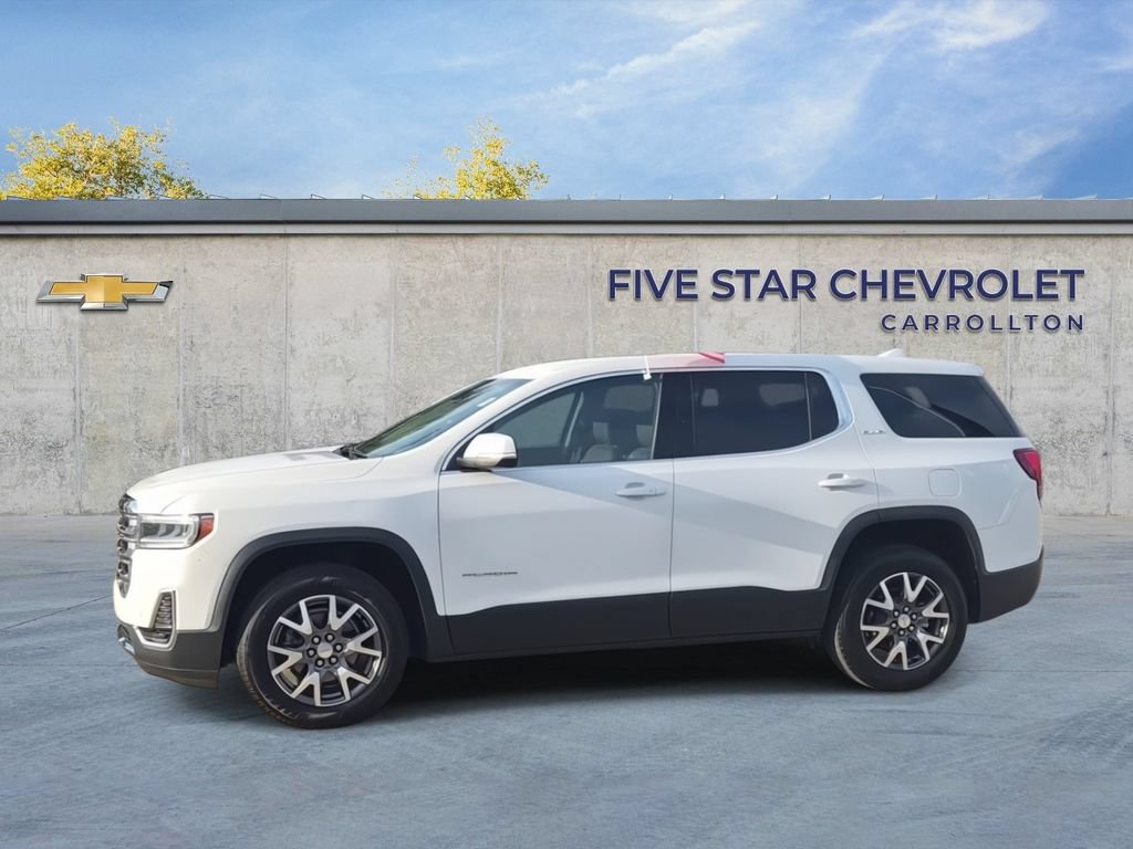 Used 2023 GMC Acadia SLE w/ LPO, Floor Liner Package FWD image 4
