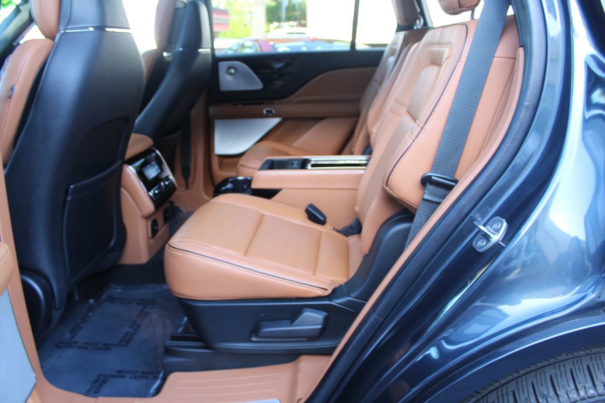 Used 2021 Lincoln Aviator Black Label AWD/4WD image 19