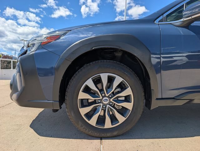Used 2024 Subaru Outback Limited AWD/4WD image 12