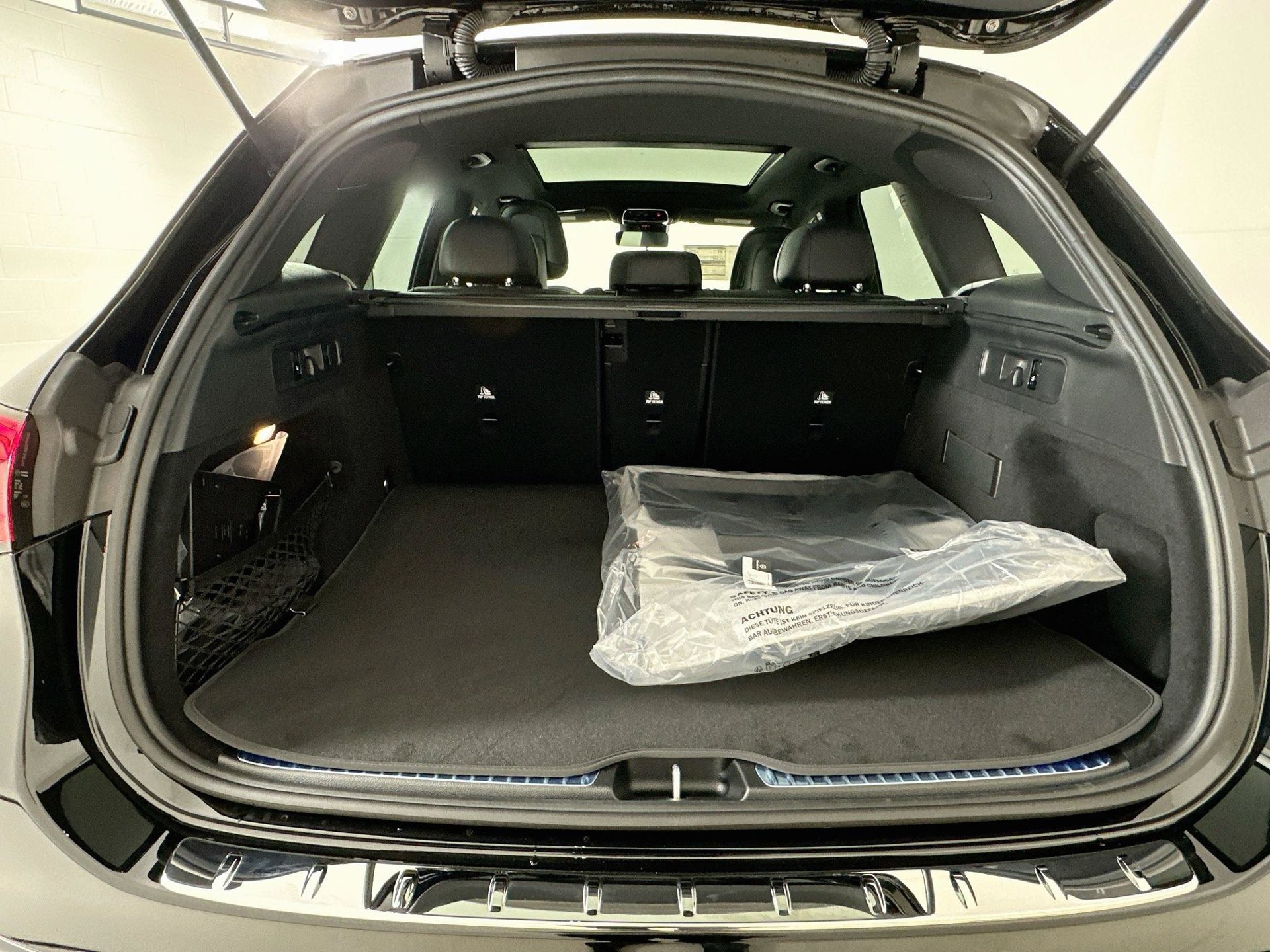 New 2027 Mercedes-Benz GLC 300 image 29