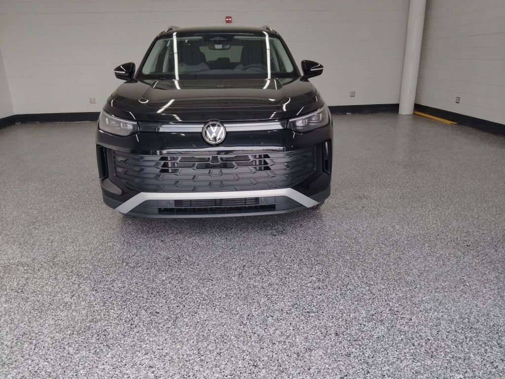 New 2026 Volkswagen Tiguan S AWD/4WD image 2